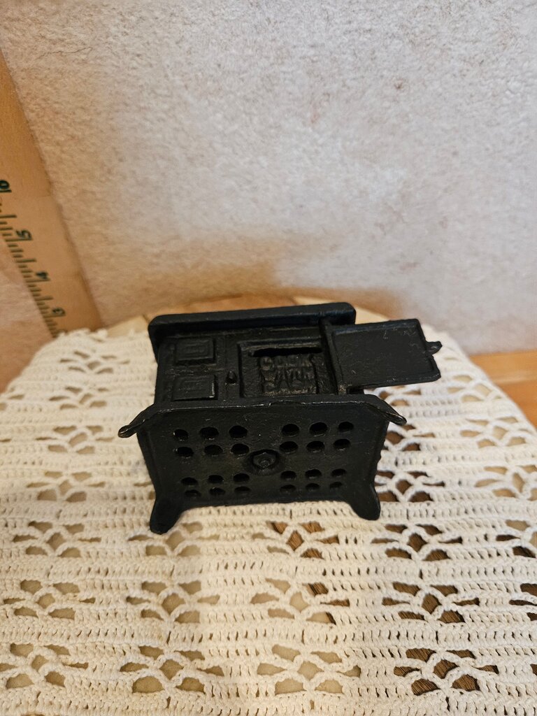 Miniature Cast Iron Stove Doll House Wood Stove for Kitchen