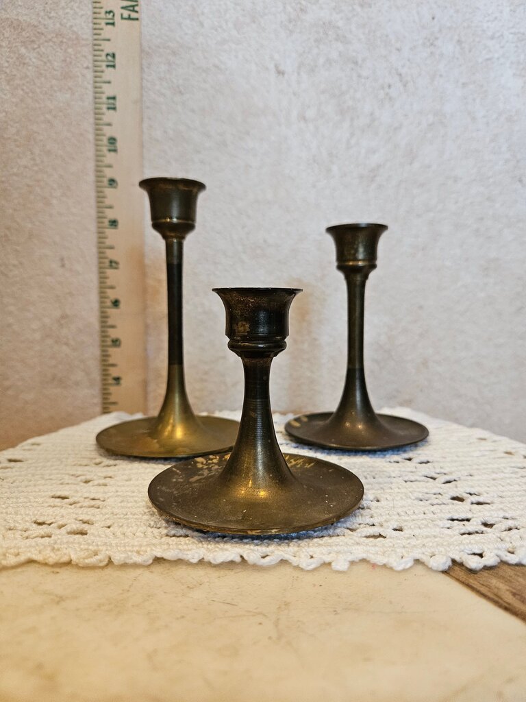 Set Of 3 Vintage Minimalist Retro Brass Graduated Taper Candlestick Holders