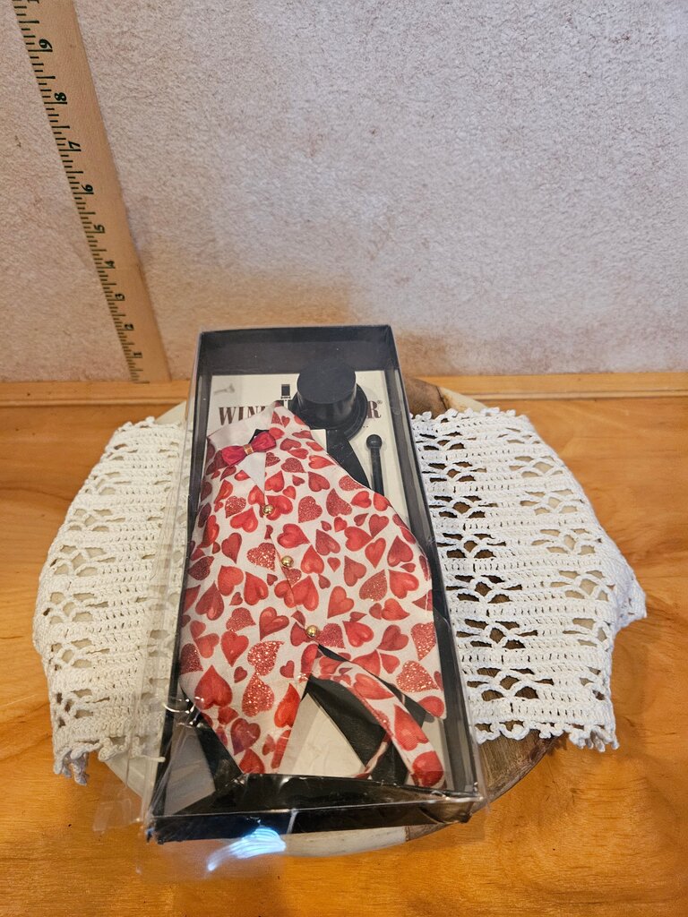 Windsor Heart Print Bow Tie