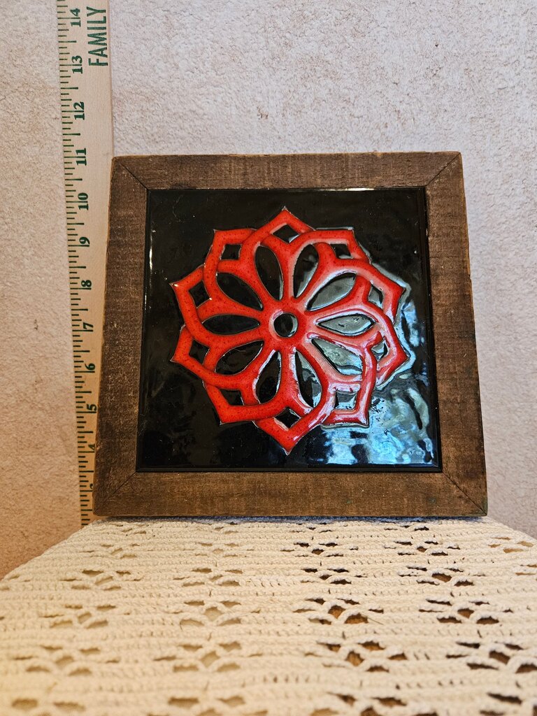 GORGEOUS Vintage Decorative Ceramic Celtic Tile FRAMED, Red & Black