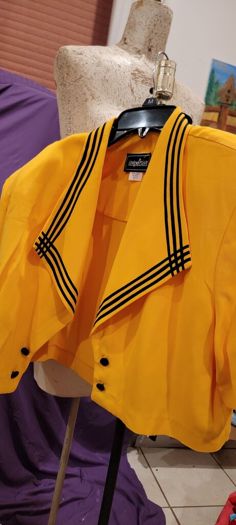 Impulsive Women's Cropped Jacket
