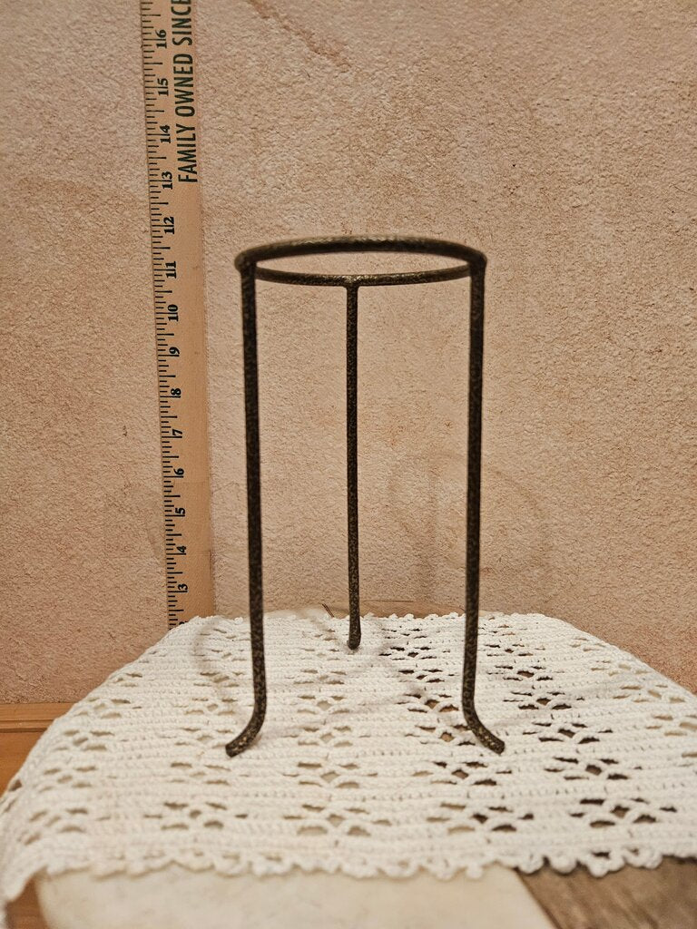 Vintage Cast Iron Laboratory Tripod Stand/ 1960s Cast Iron Lab Tripod/ candle riser