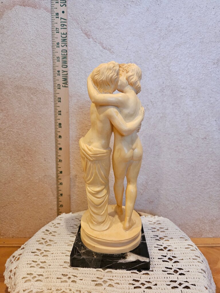 Santini Kiss, Marble state figure, signed 12" tall Couple Embracing Figurine