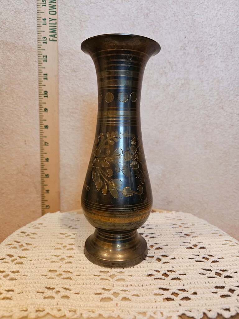 Vintage black etched Indian brass vase w detailed floral filigree