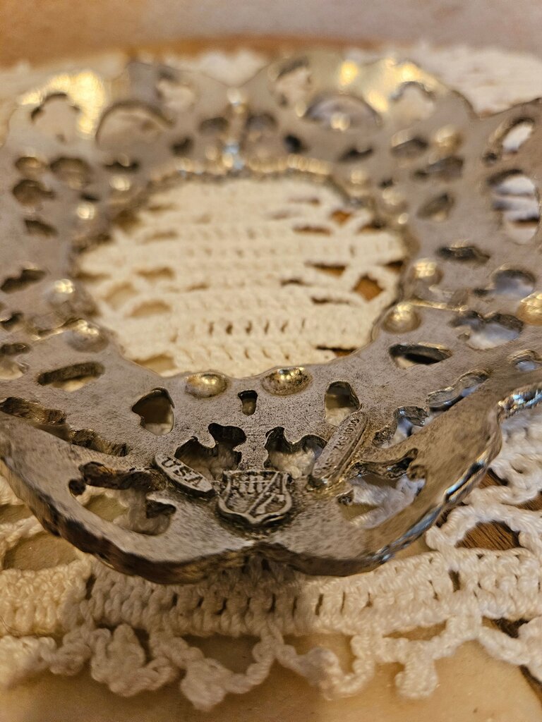 Vintage Topper/ Holder , Floral Design VG
