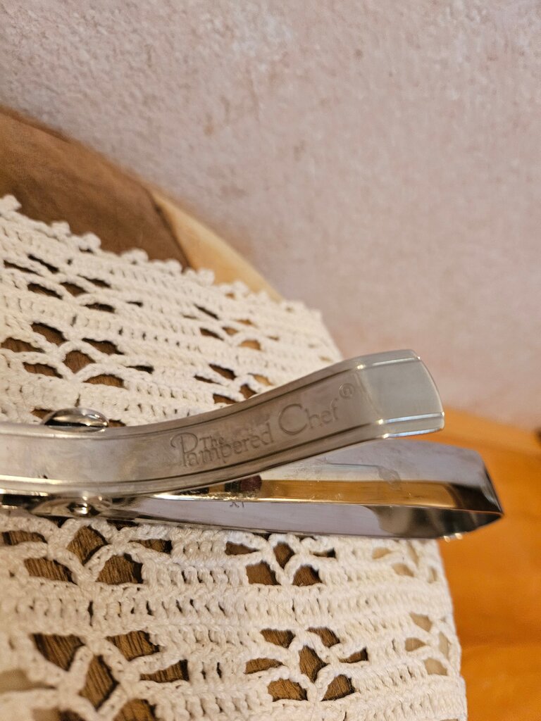 Vintage Pampered Chef Hinged large serving Spoon Set - Stainless Steel Pampered Chef Spoons -Pampered Chef Kitchen Utensils -Stainless Serving Utensils -