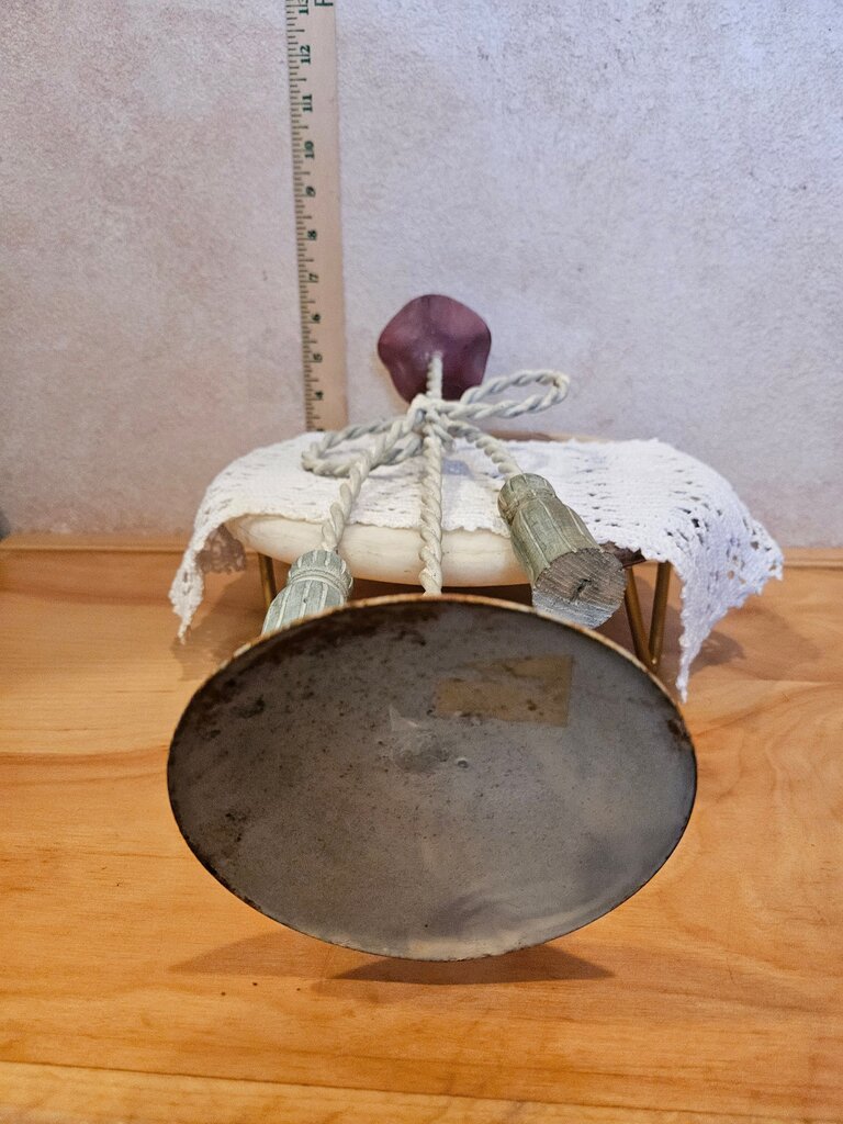 Vintage Bow & Tassle Twisted Chippy Paint Farmhouse Charm Candleholders hard to find