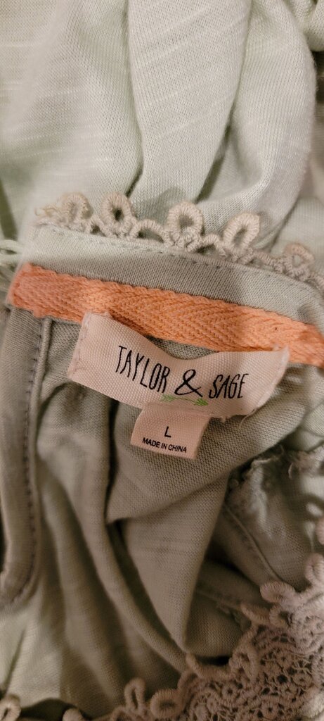 Taylor & Sage Women's Sleeveless Top