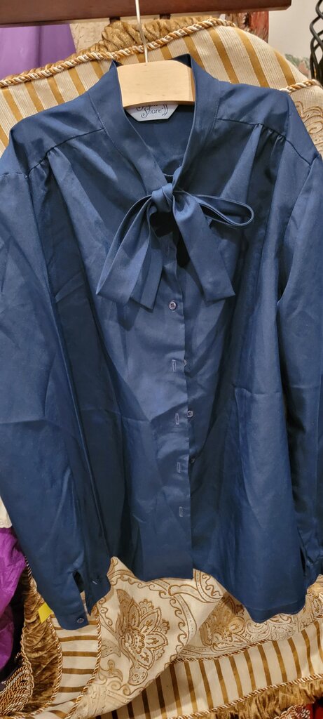 Ship'n Shore Women's Blouse with Bow