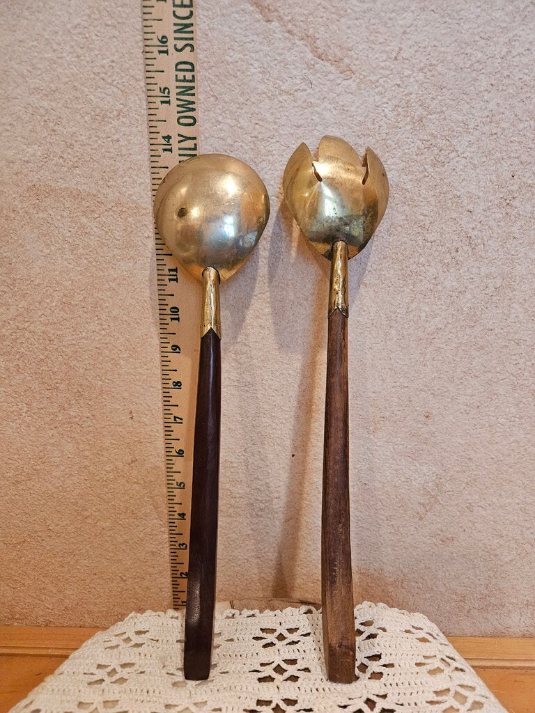 Vintage MCM sleek and clean Salad Fork & Spoon Serving Set attachment a little wiggly