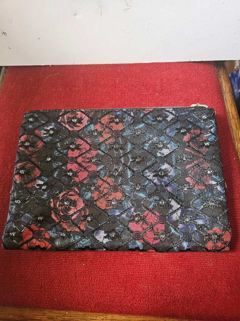 Bebe Floral Print Clutch