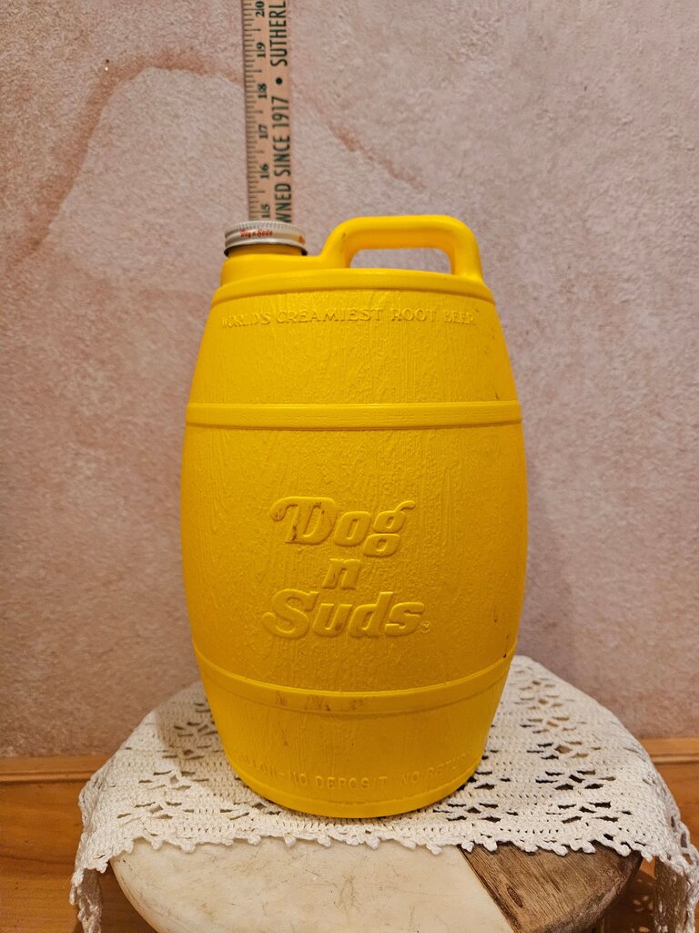 Vintage Dogs & Suds Root Beer Gallon sized brown plastic jug/ W Cap