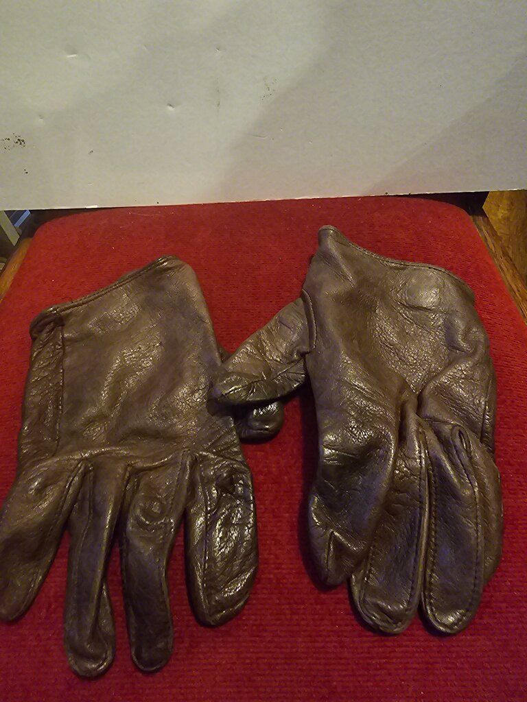 Brown Leather Gloves