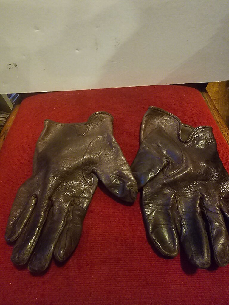 Brown Leather Gloves