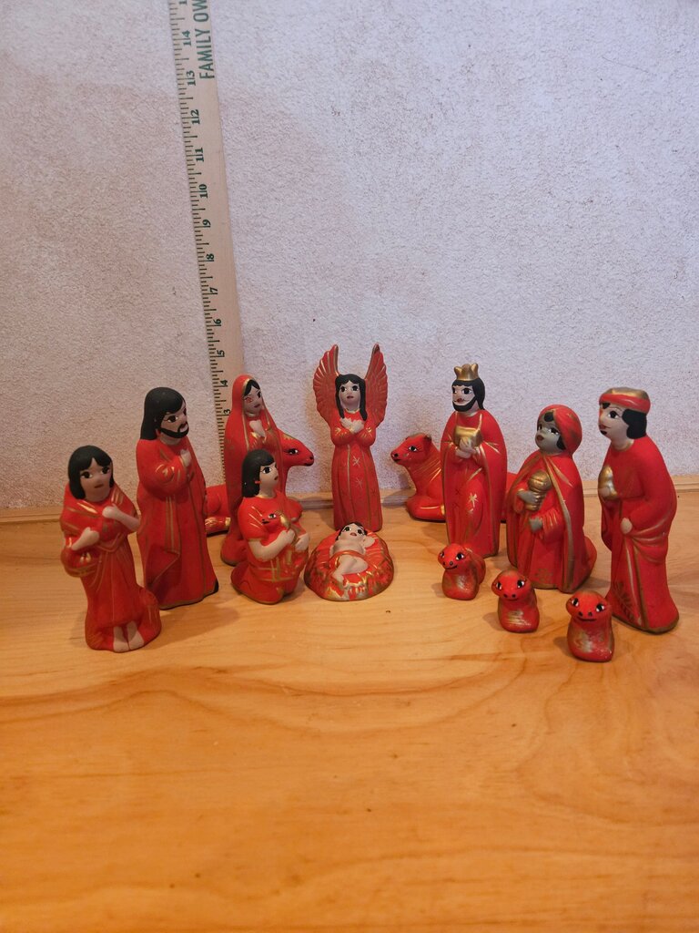 VTG Mexican Nativity 14 Pc Mexico Folk Art Hand Painted Figures Traditional Hand-Painted Nativity Figurines Set