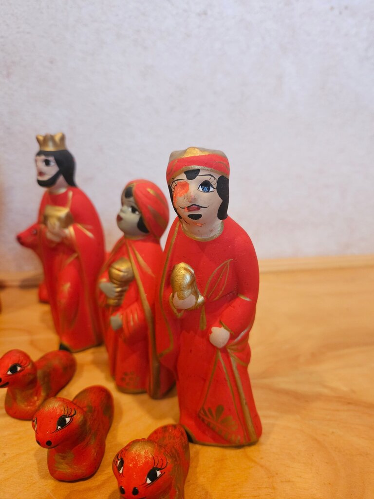 VTG Mexican Nativity 14 Pc Mexico Folk Art Hand Painted Figures Traditional Hand-Painted Nativity Figurines Set