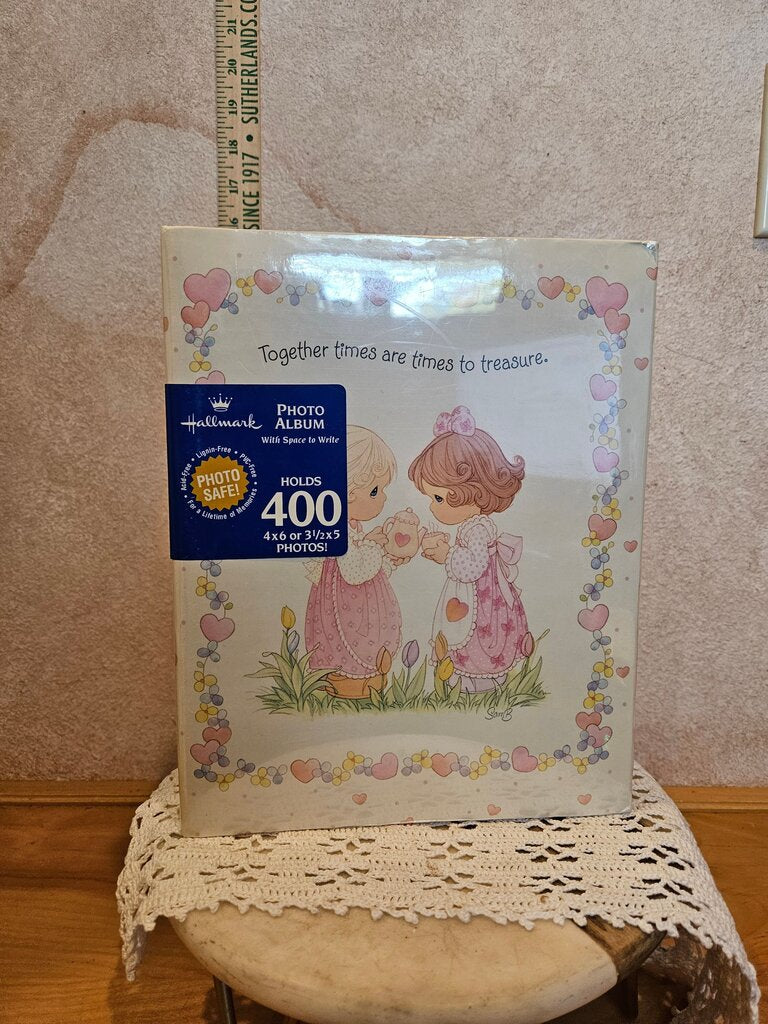 NEW Old Stock 2000 Precious Moments Together Time Photo Album Hallmark Fits 400 Photos 4x6