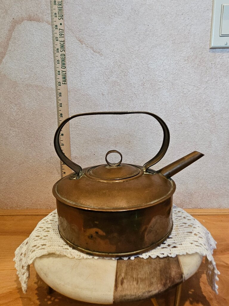 Vintage Handmade Copper Teapot w Handle and lid