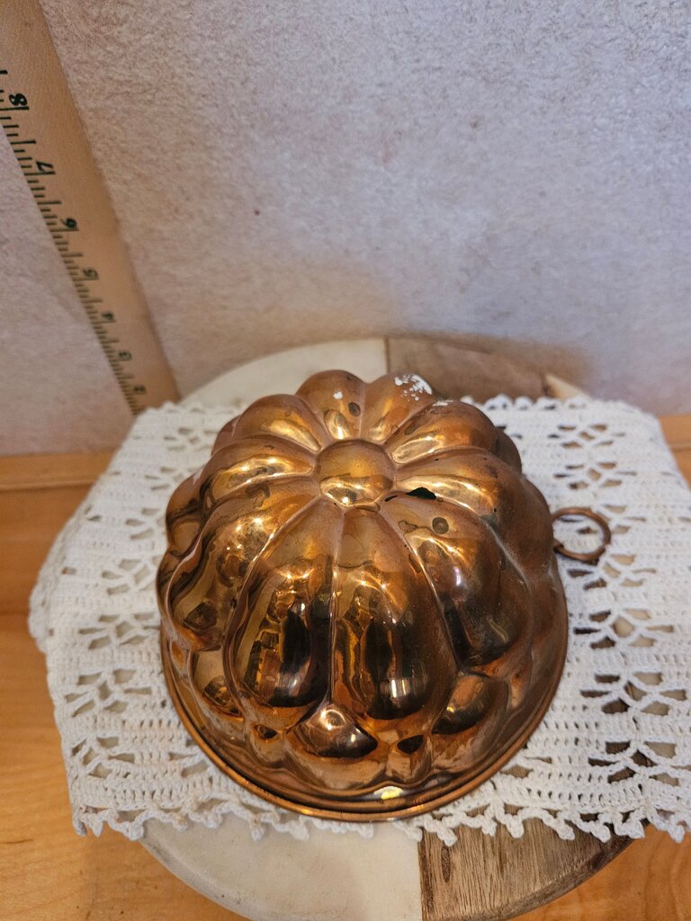 Antique French Copper Mold Ornate Floral Design w Ring Hanger wall hanging farm country farmhouse decor