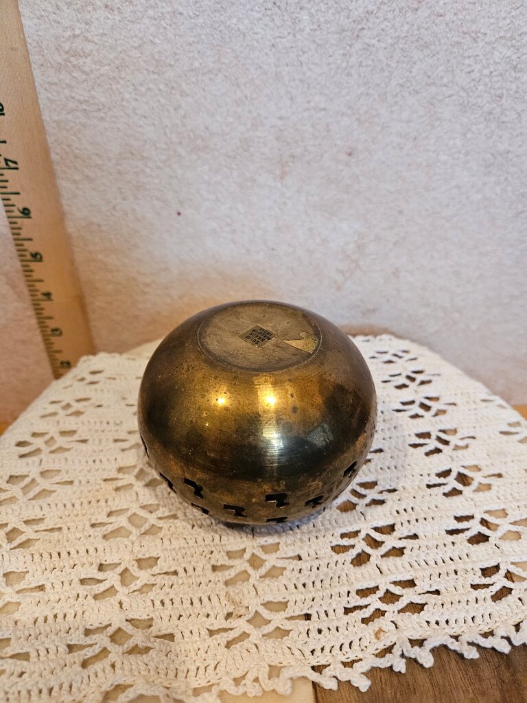 Duck Cutout Metal Candle Holder