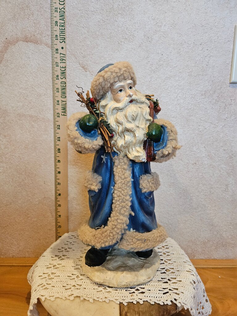 Vintage Santa Claus Figurine