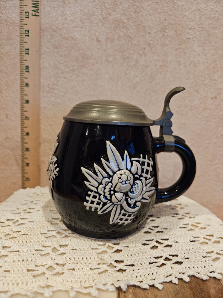 Art Deco Lidded Beer Stein Hops with raised etching floral pattern Vintage German signed makers mark