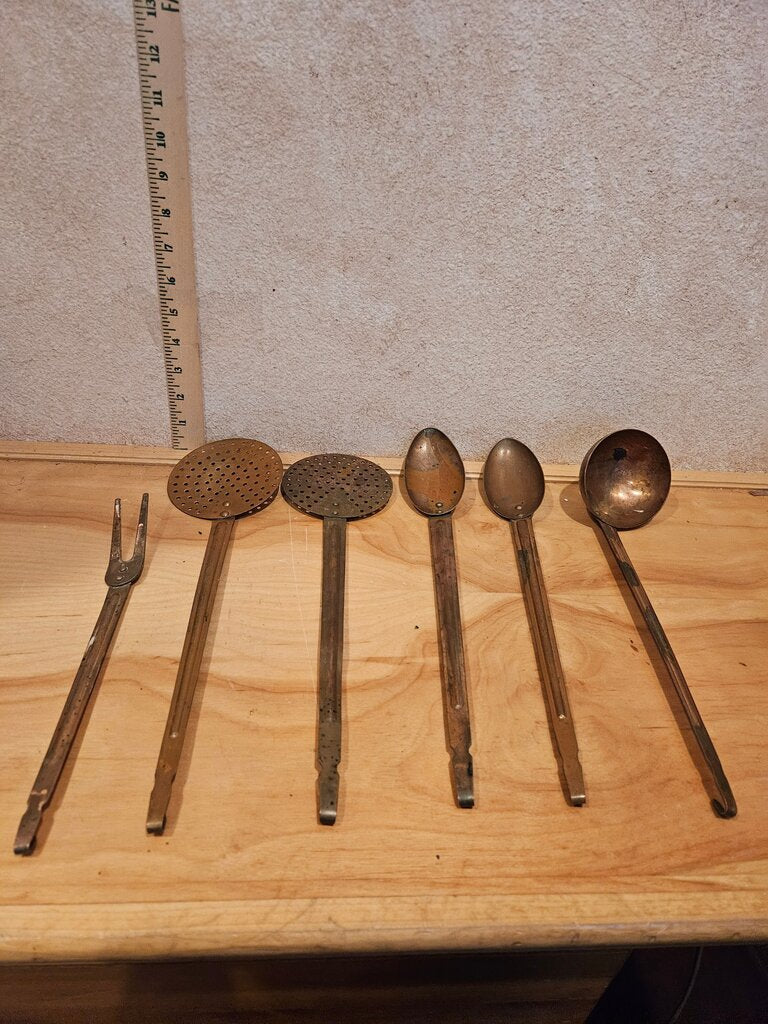 Vintage Kitchen Utensil Set