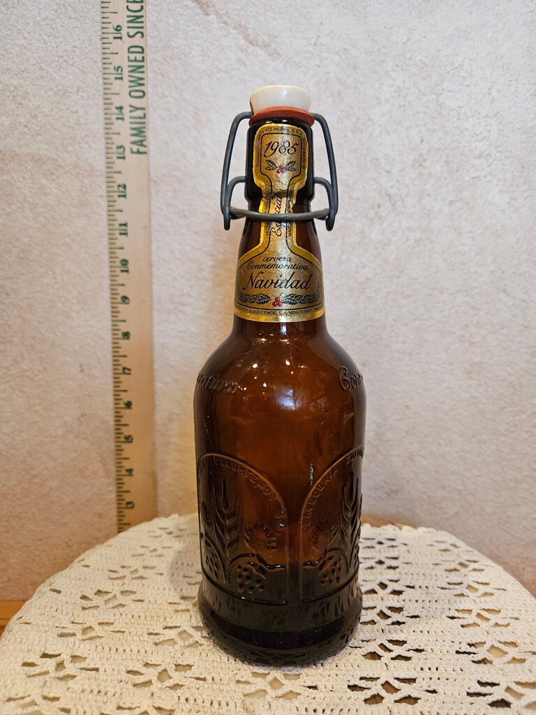 Vintage Collectible BEER Bottle NAVIDAD 1986 Empty Mexican Cerveza Collection bottle