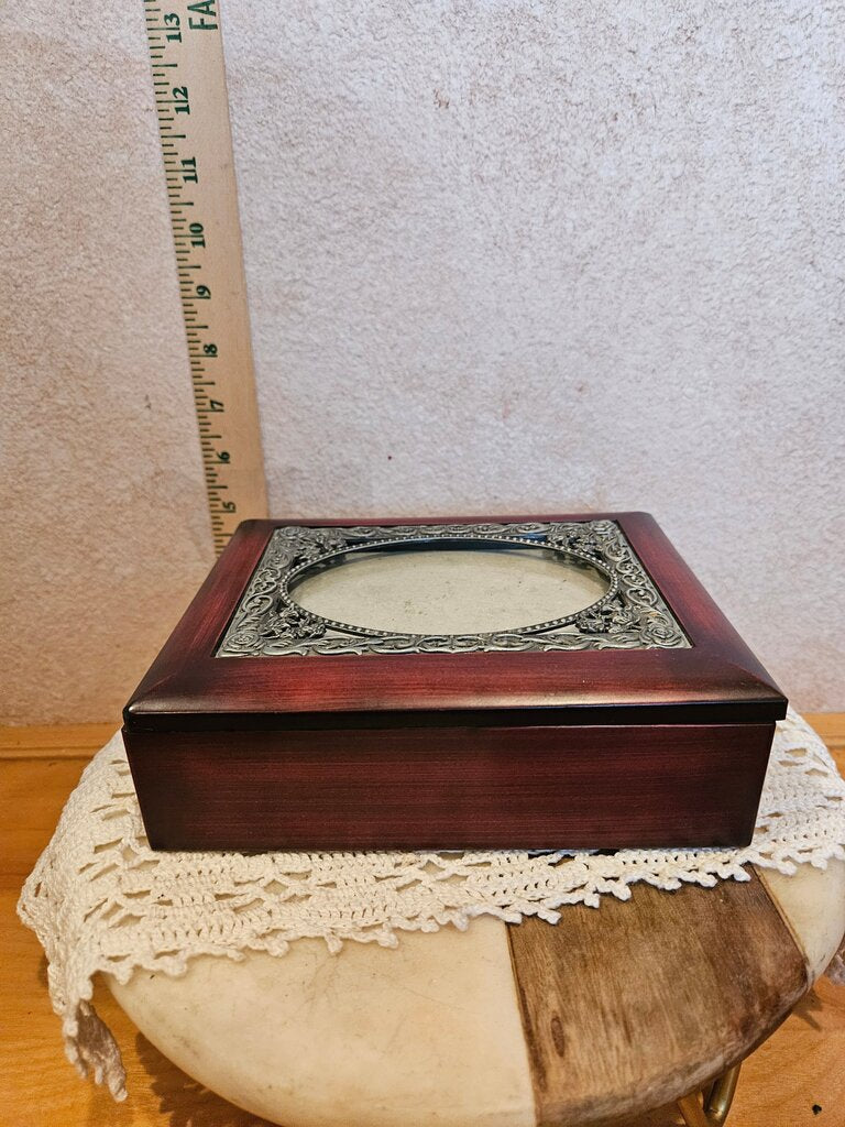 PHOTO JEWELRY BOX Trinket 7"W x 5 1/2"D x 2 1/2"H Silver Tone Metal Oval Frame black velvet vintage gift anniversary him her