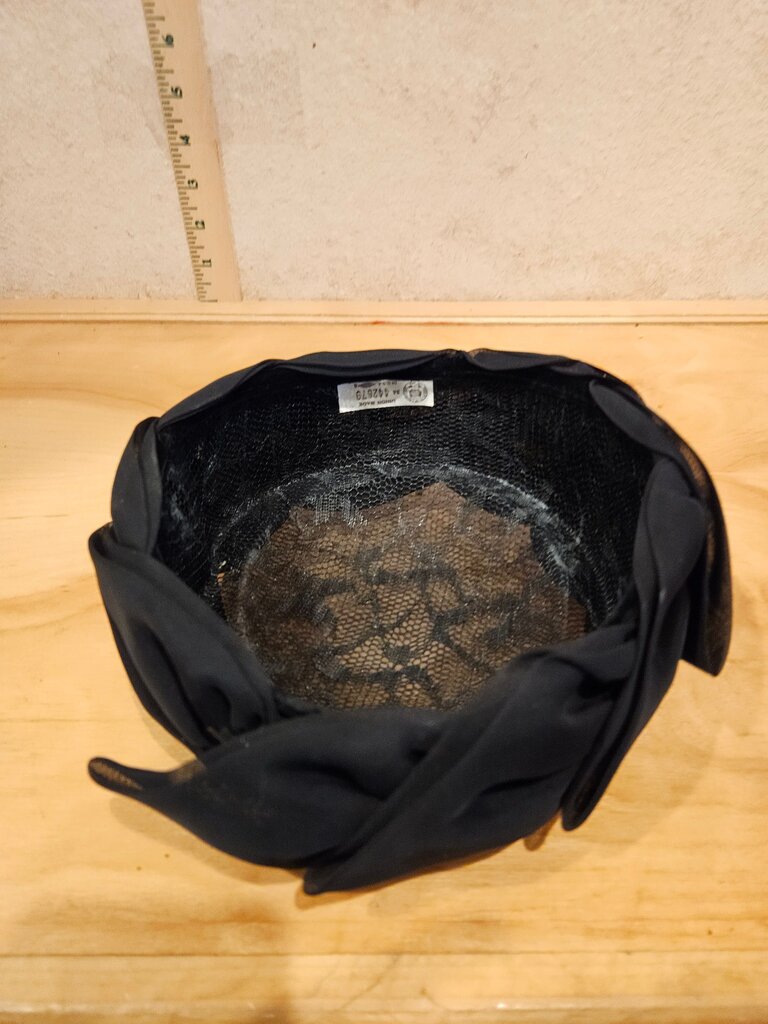 Vintage Black Ladies Hat