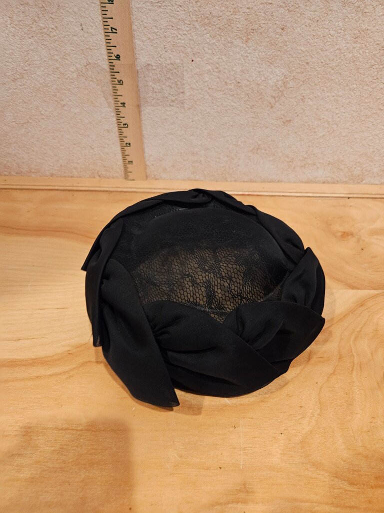 Vintage Black Ladies Hat