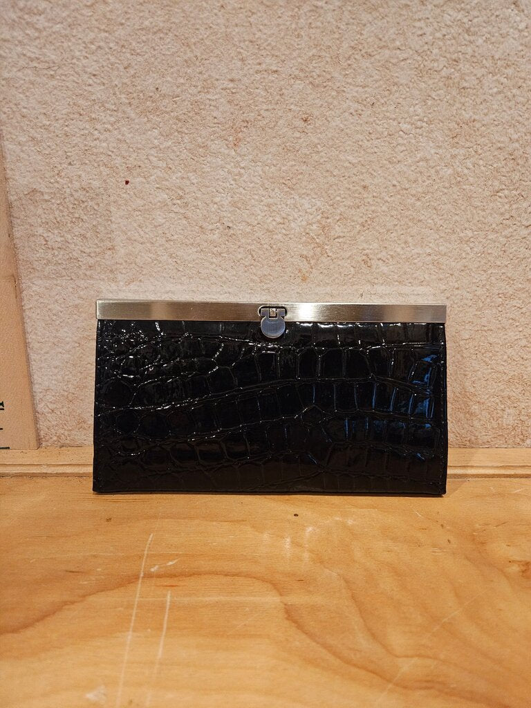 Black Crocodile Pattern Clutch Wallet