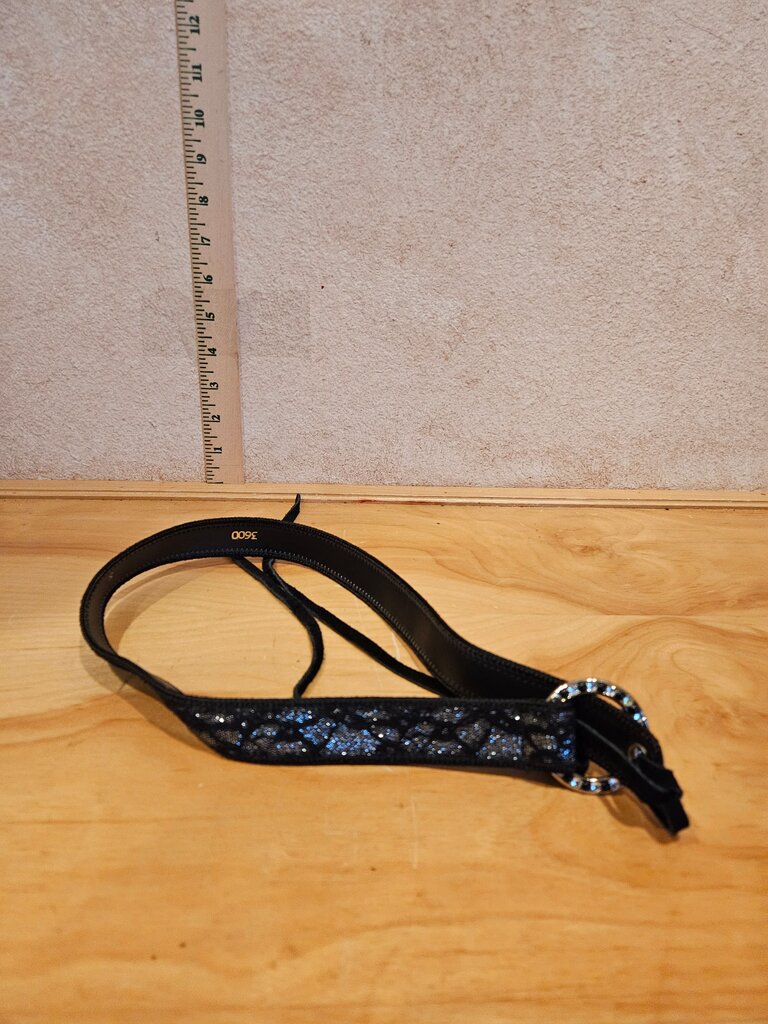 Black Adjustable Dog Leash with Sparkly Overlay