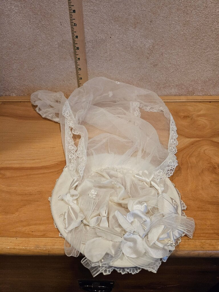 Vintage White Bridal Veil with Floral Embellishments