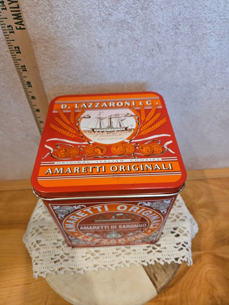 Lazzaroni Amaretti Originali Tin Farmhouse kitchen organizing