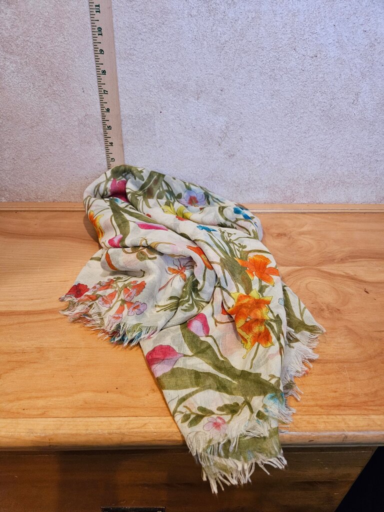 Floral Pattern Scarf