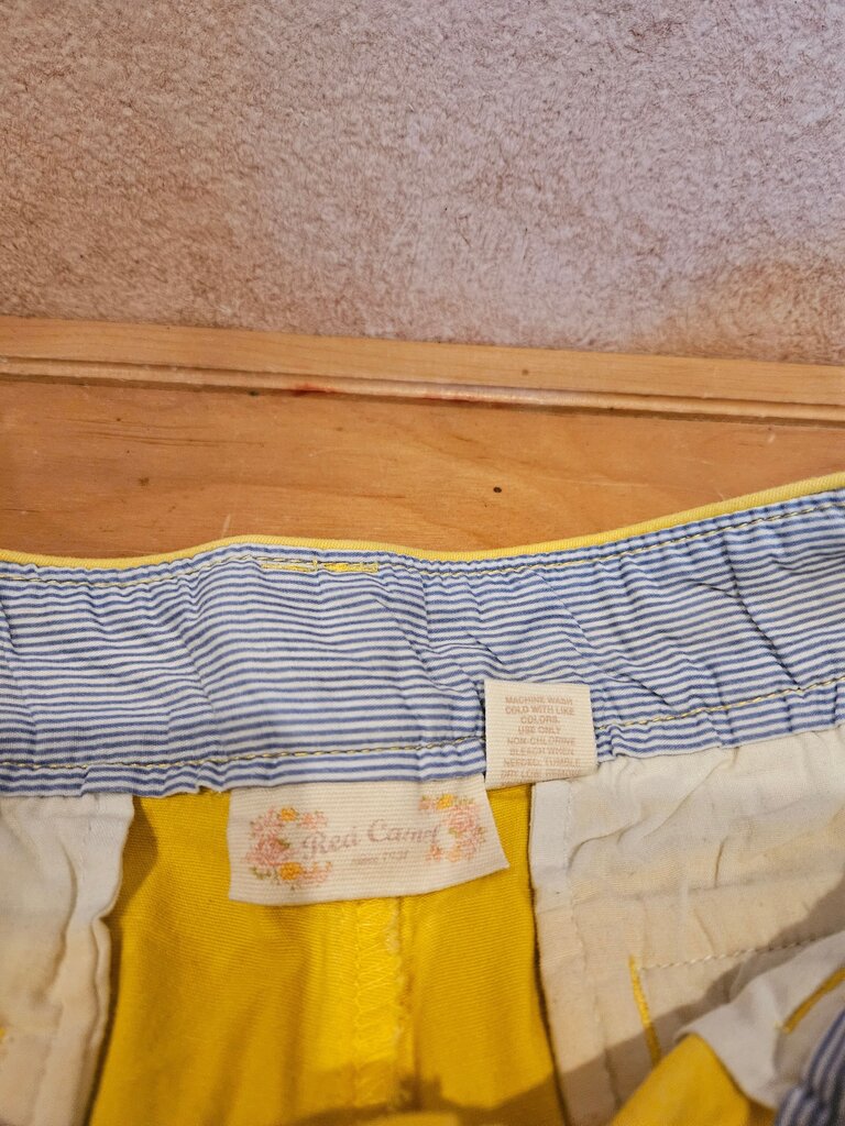 Red Camel Yellow Shorts Womens Daisy Dukes Pockets Flat Front Chino