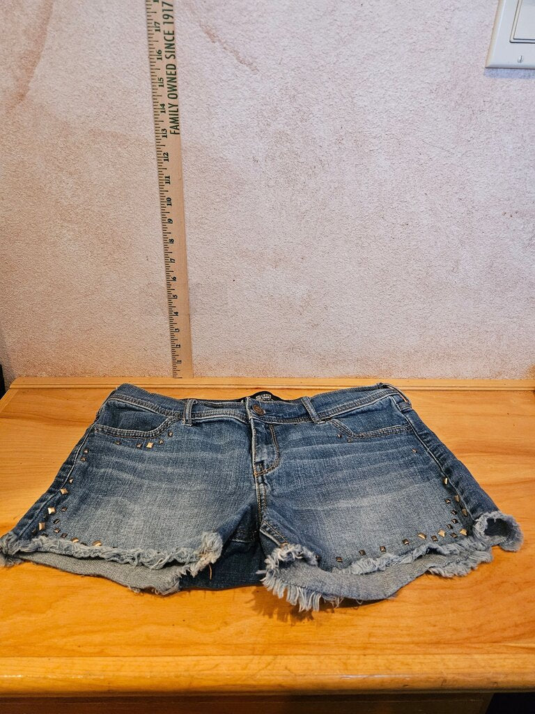 Hollister Women's Midi Shorts