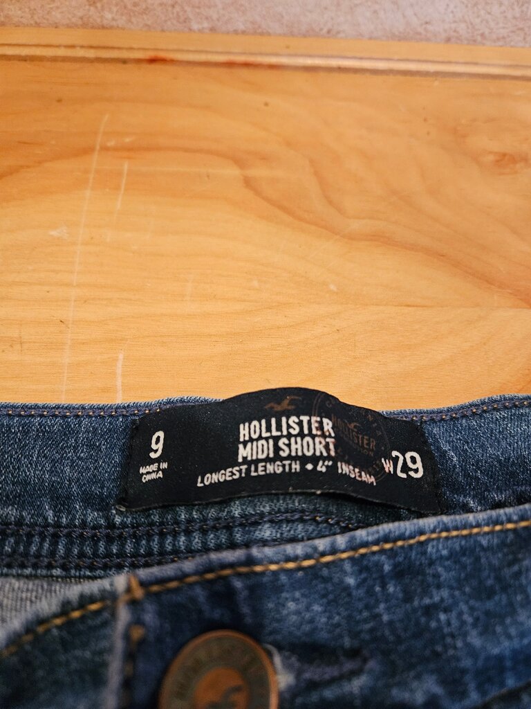 Hollister Women's Midi Shorts