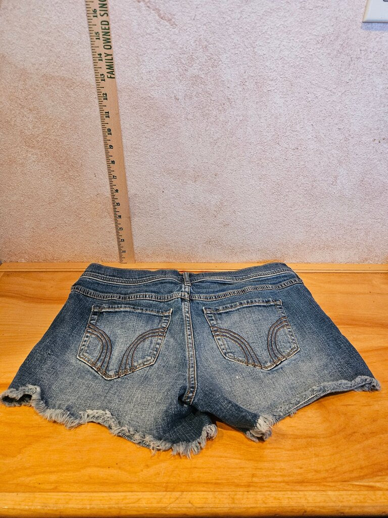 Hollister Women's Midi Shorts