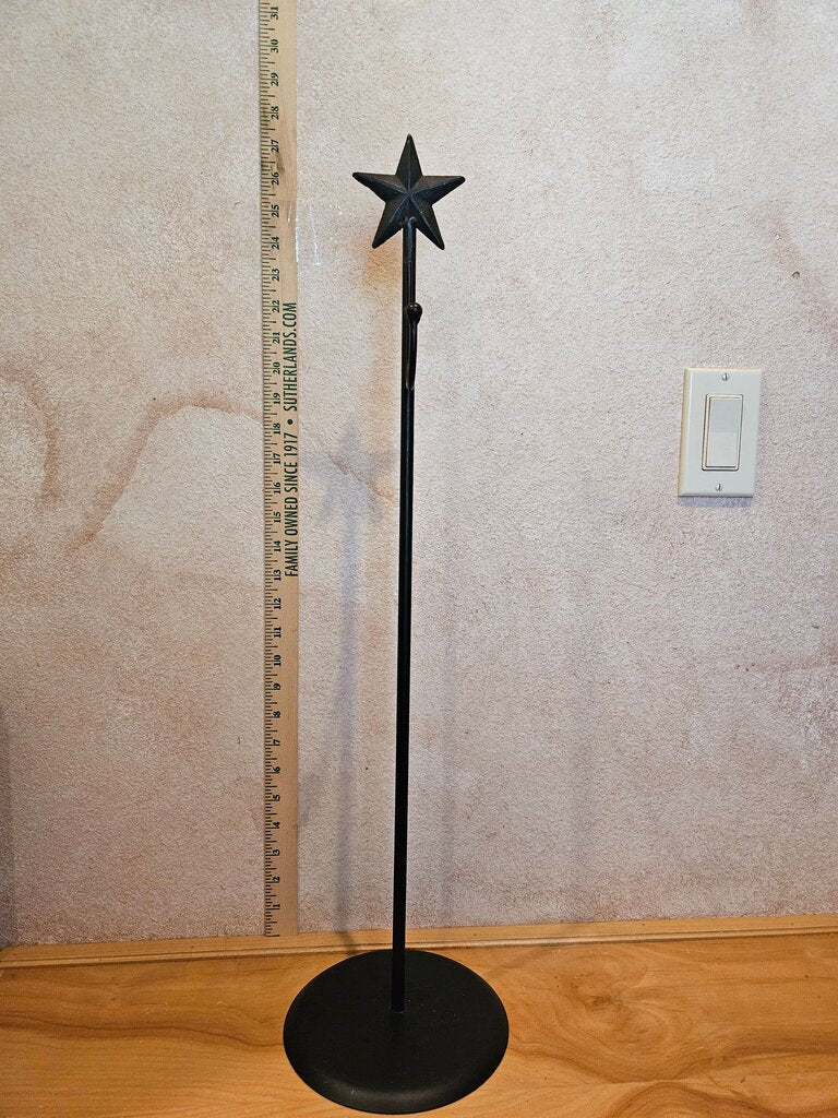 Free Standing Wrought Iron Wreath Stand Star accent christmas floral wreath display