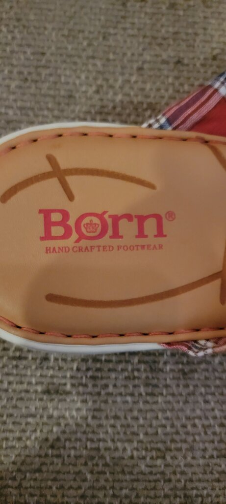 Born Women's Casual Flip-Flops