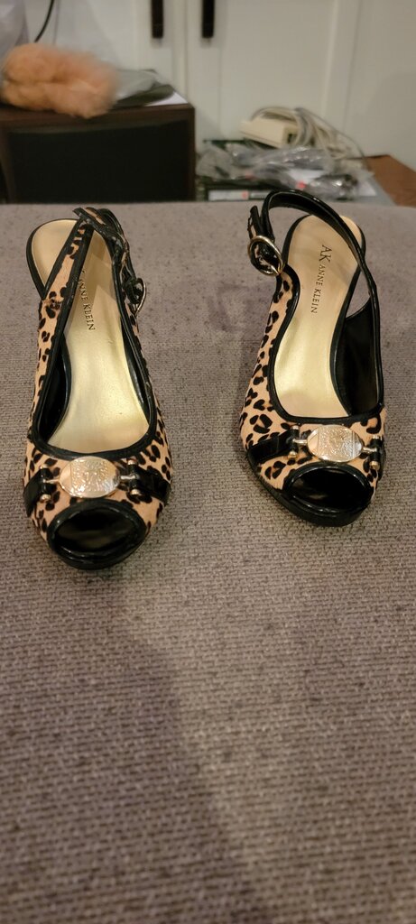 Anne Klein Leopard Print Peep Toe Slingback Heels