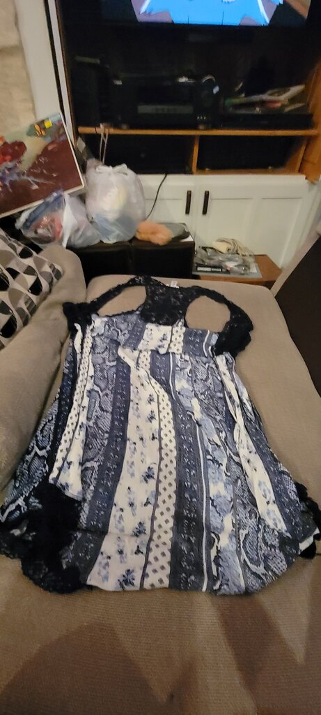 Women's Blue and White Patterned Dress