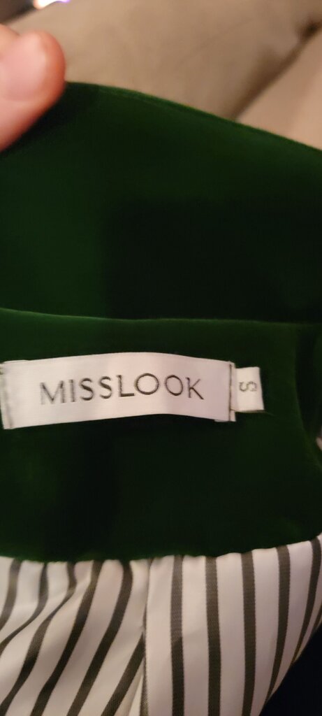 Green Velvet Blazer by Misslook