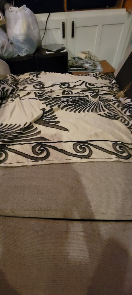 Decorative Table Runner with Spiral Design