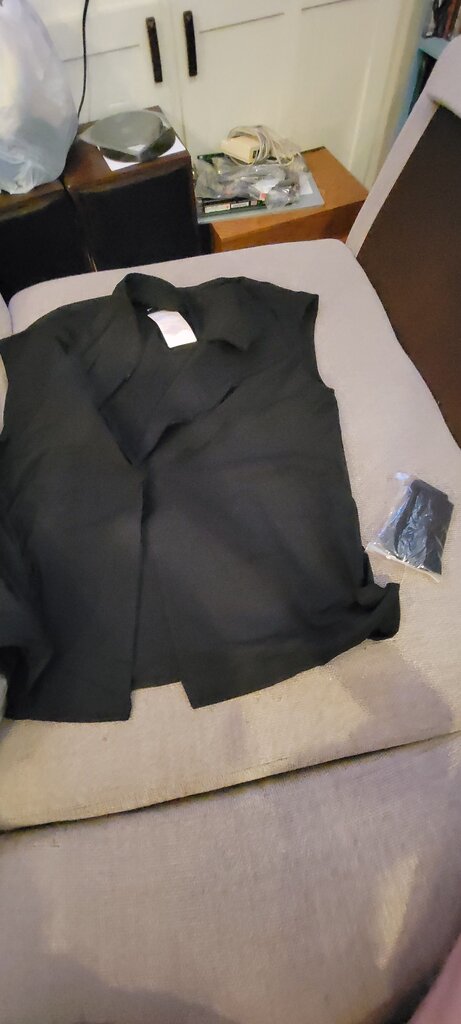 Fashion Black Sleeveless Top