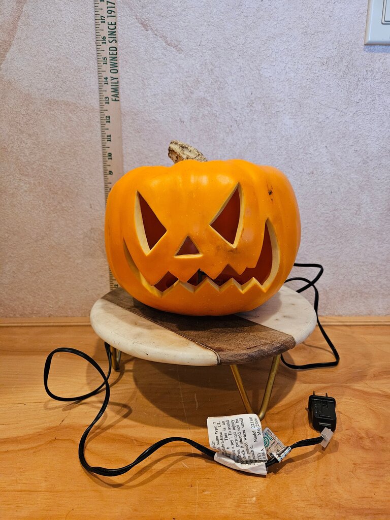 Light Up Plastic Evil Blow Mold Pumpkin Halloween Jack-O-Lantern Lighted Halloween Pumpkin Decoration