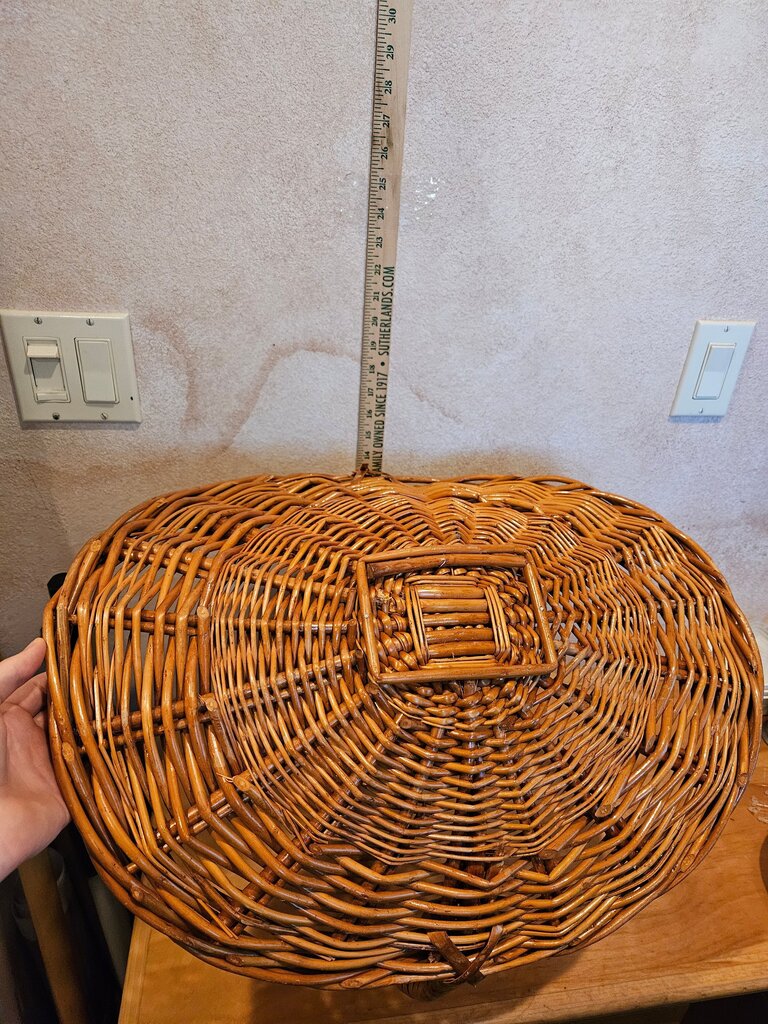 Vintage Large Wicker Garden Gathering Basket, Garden Baskets, Gathering Baskets, Vintage Wicker Gathering Baskets, Wicker Baskets, Garden