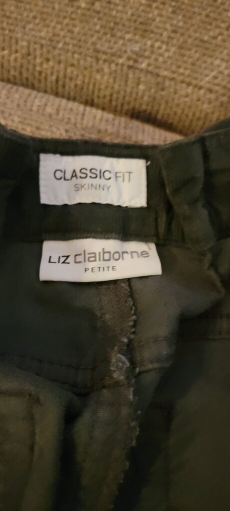 Liz Claiborne Classic Fit Skinny Pants